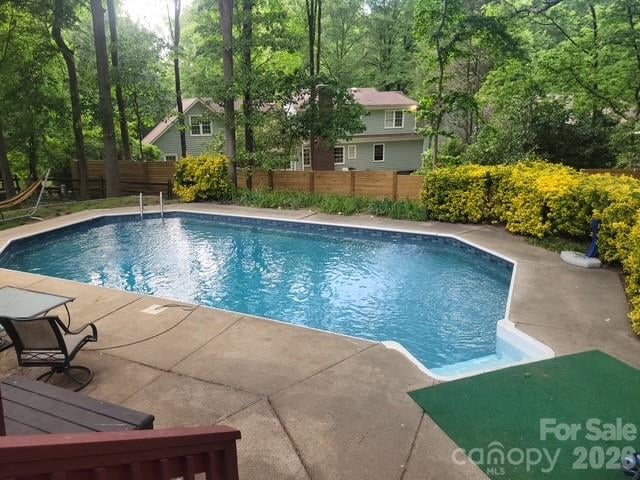 5815 Chapel Creek Ct, Charlotte, NC 28226