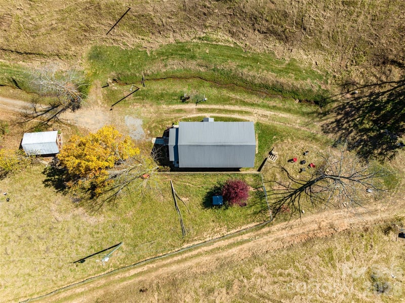 70 Vintage Pl, Canton, NC 28716