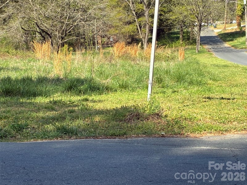 1016 Hamme Ln, Gastonia, NC 28054