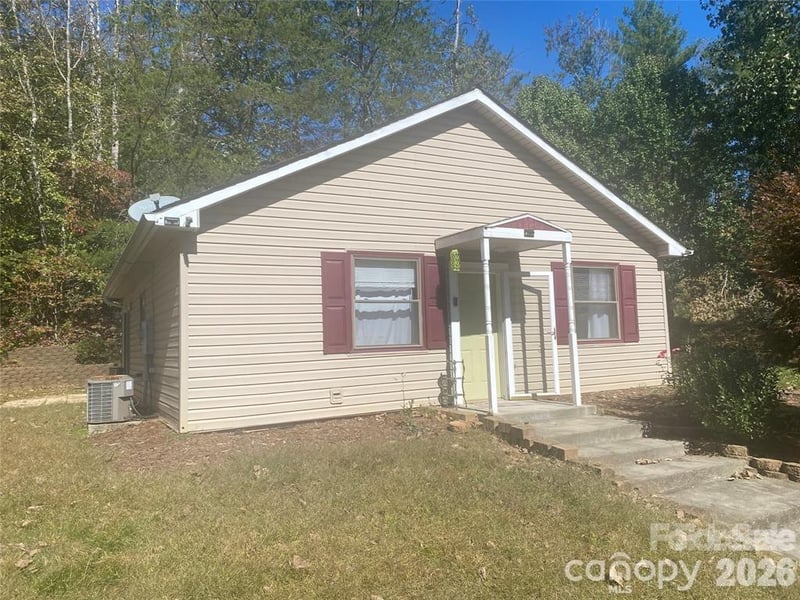 3840 Hide Away Hill, Morganton, NC 28655