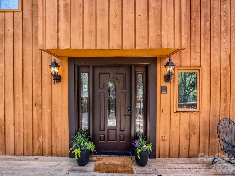 307 Watership Rd, Lake Lure, NC 28746
