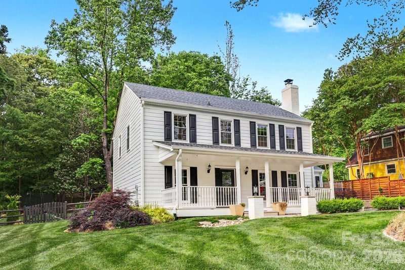 917 Winter Wood Dr, Matthews, NC 28105