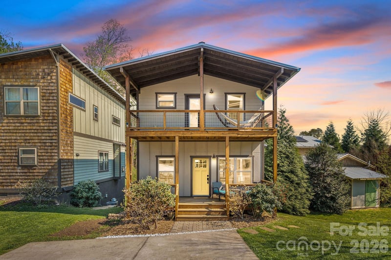 156 Bradley St, Asheville, NC 28806