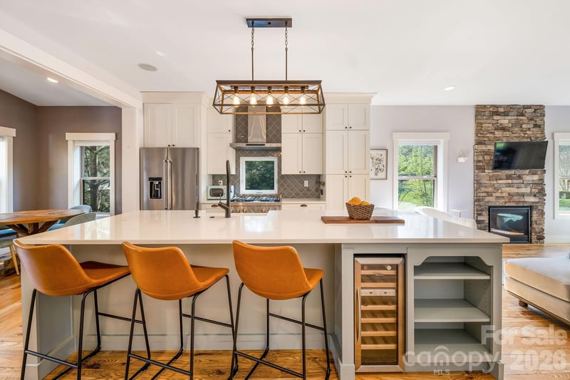 156 Bradley St, Asheville, NC 28806