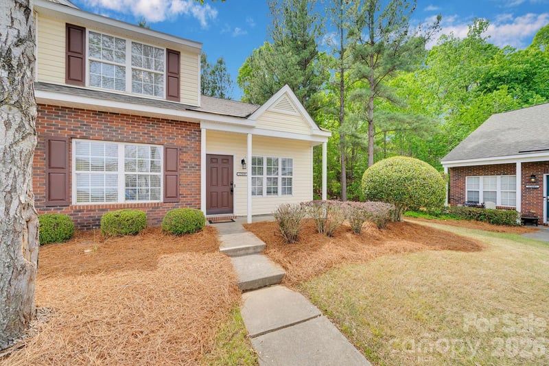 17039 Greenlawn Hills Ct, Charlotte, NC 28213