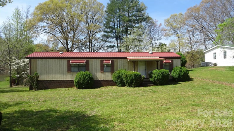 169 Hamptons Cove Rd, Troutman, NC 28166