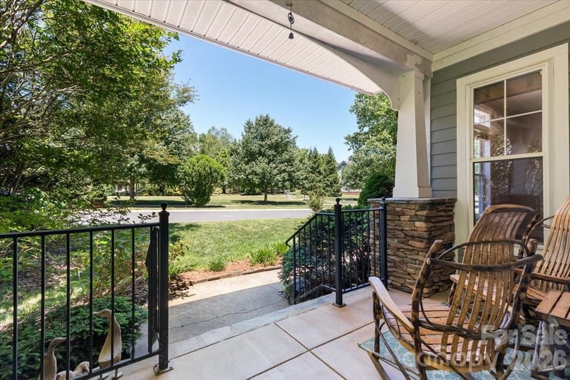 126 Carolina Bluebird Loop, Arden, NC 28704