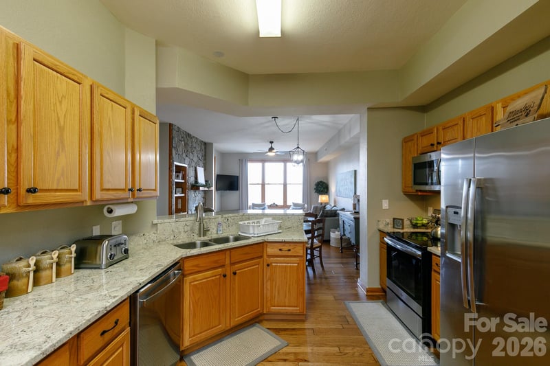 10 Stoney Falls Loop #4/203, Burnsville, NC 28714