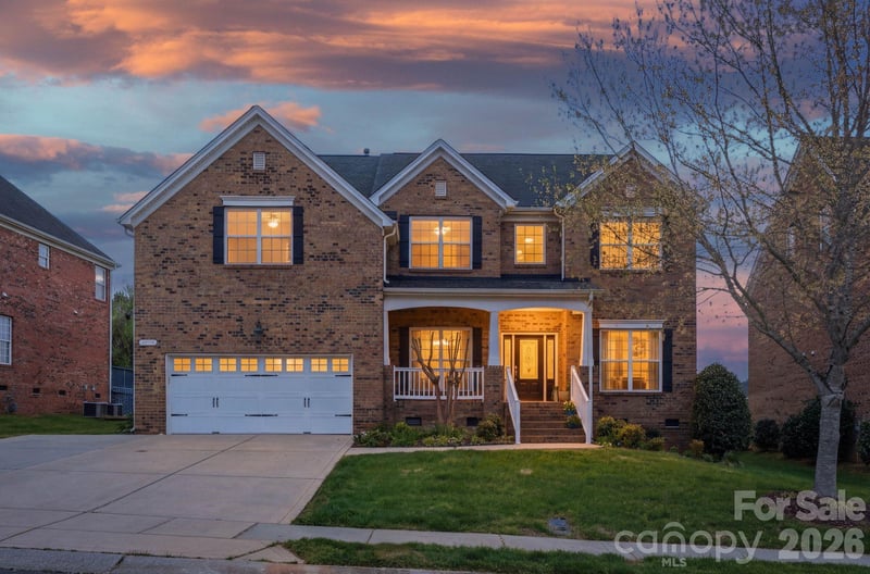 422 Deer Brush Ln, Waxhaw, NC 28173