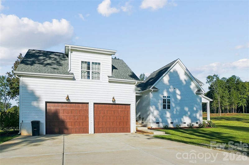 1904 Canal Rd, Catawba, SC 29704