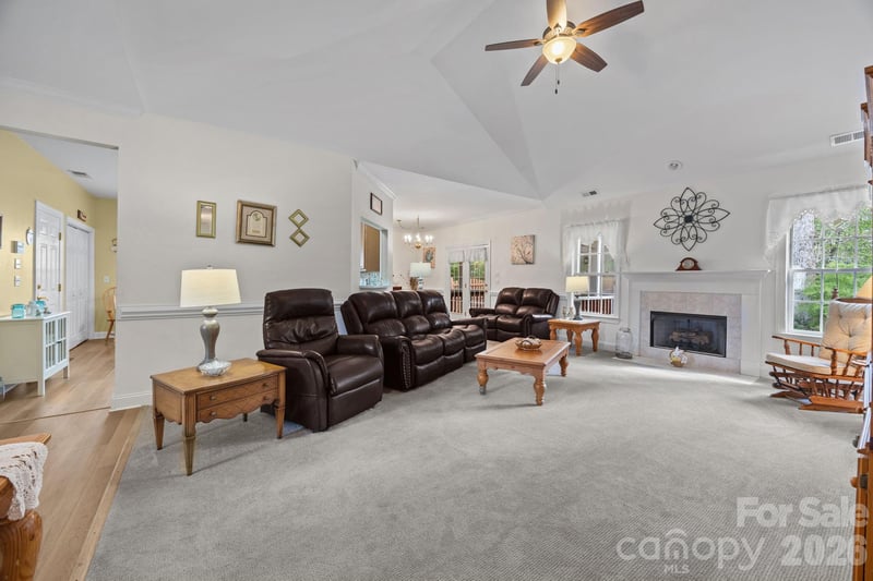 1542 Brandyhill Dr, Rock Hill, SC 29732