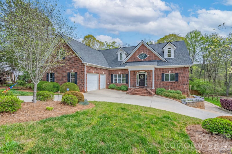 2172 Raven Dr, Rock Hill, SC 29732