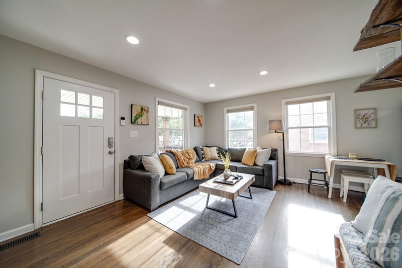 1512 Newcastle St, Charlotte, NC 28216