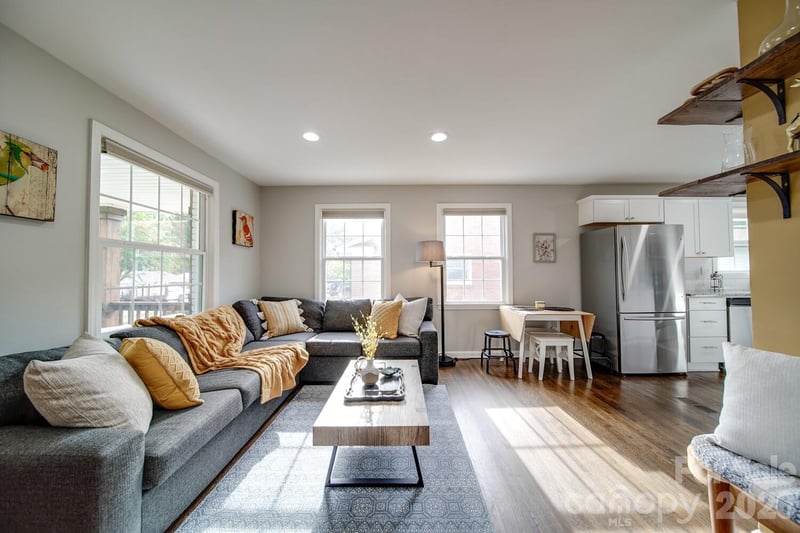1512 Newcastle St, Charlotte, NC 28216