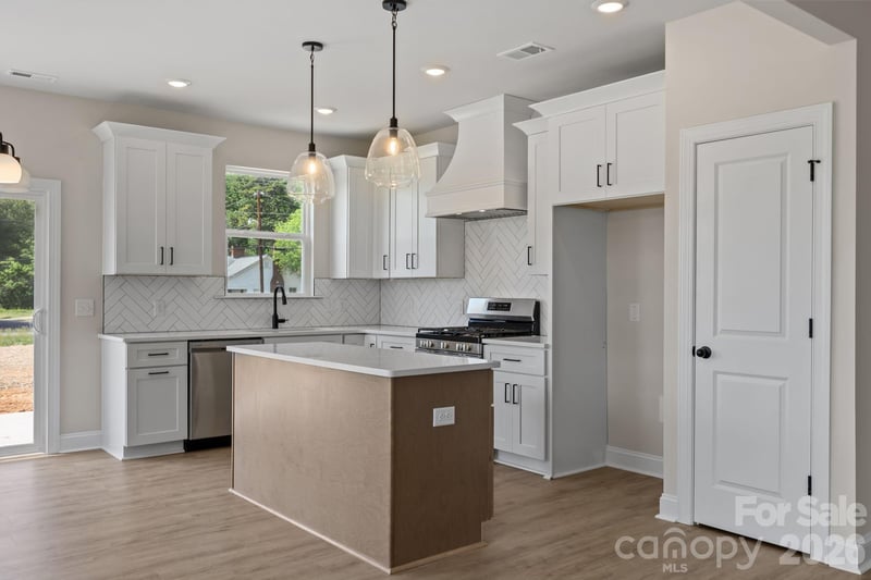 165 Eagle Dr, Salisbury, NC 28144