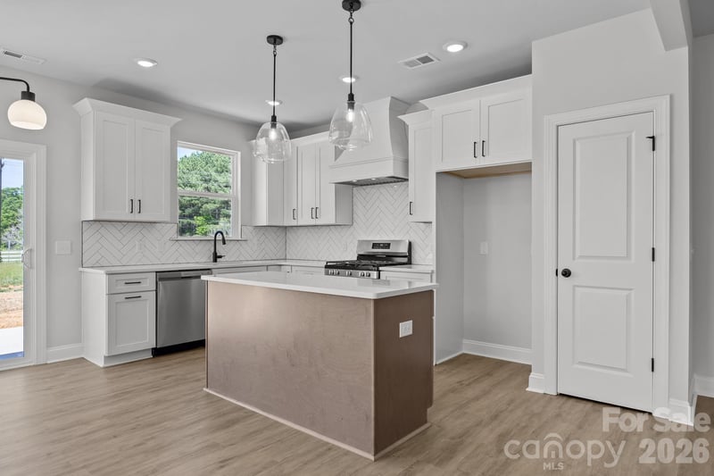 175 Eagle Dr, Salisbury, NC 28144