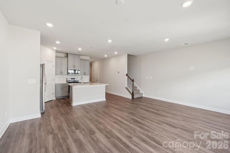 9025 Foggy Brook Loop, Charlotte, NC 28216