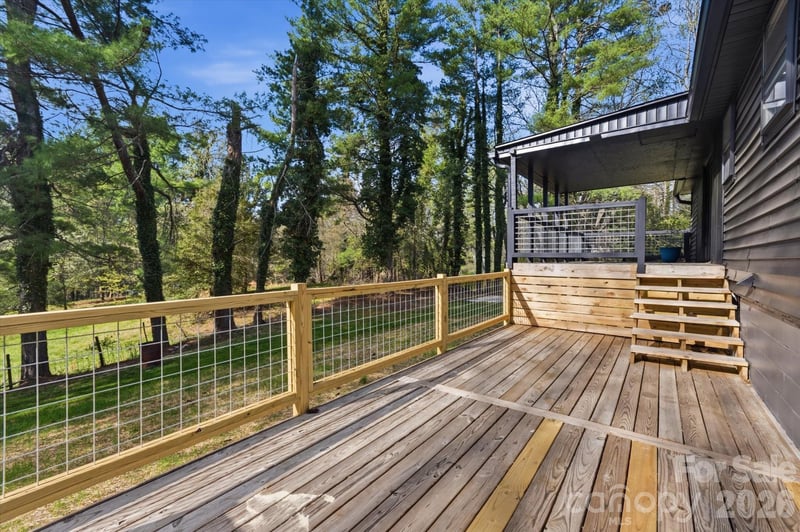75 Old Macedonia Rd, Alexander, NC 28701