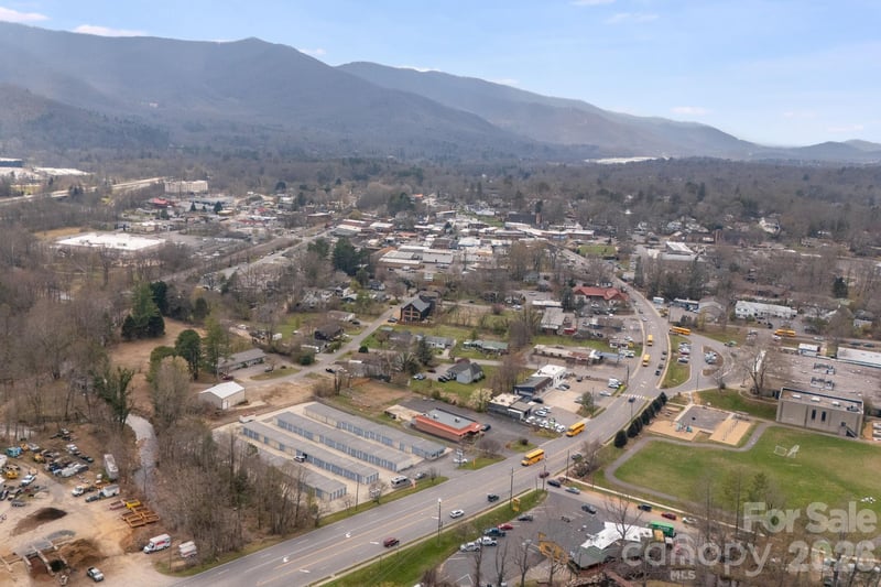 440 State St, Black Mountain, NC 28711