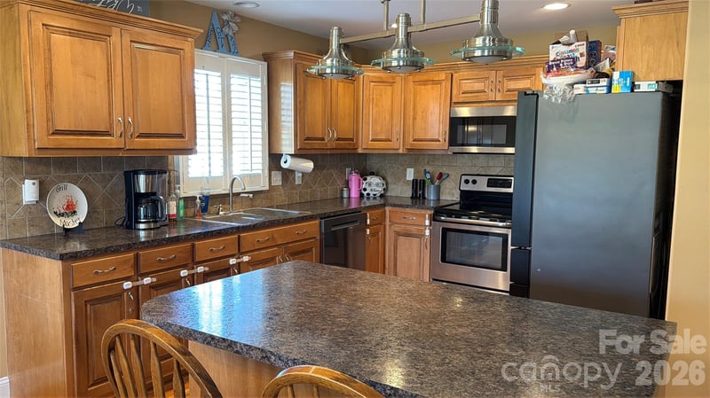 510 Carpenter St, Maiden, NC 28650