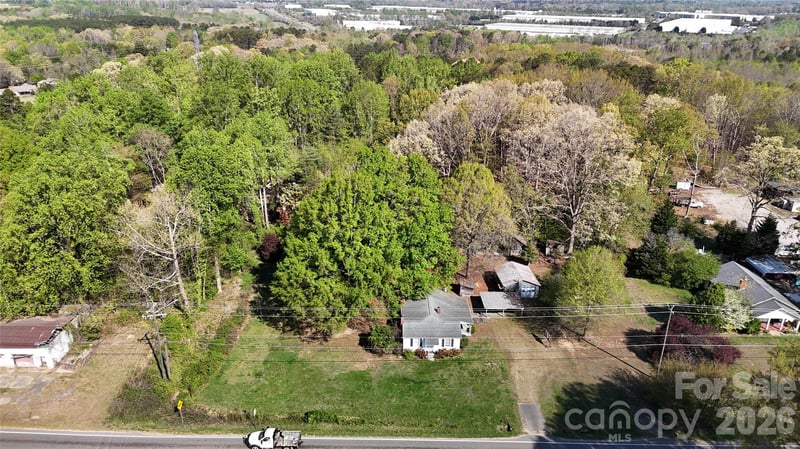 3833 Maiden Hw, Lincolnton, NC 28092