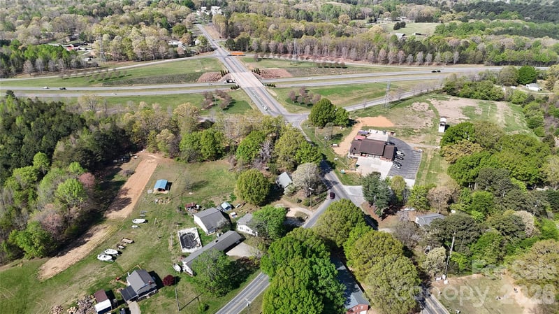3833 Maiden Hw, Lincolnton, NC 28092