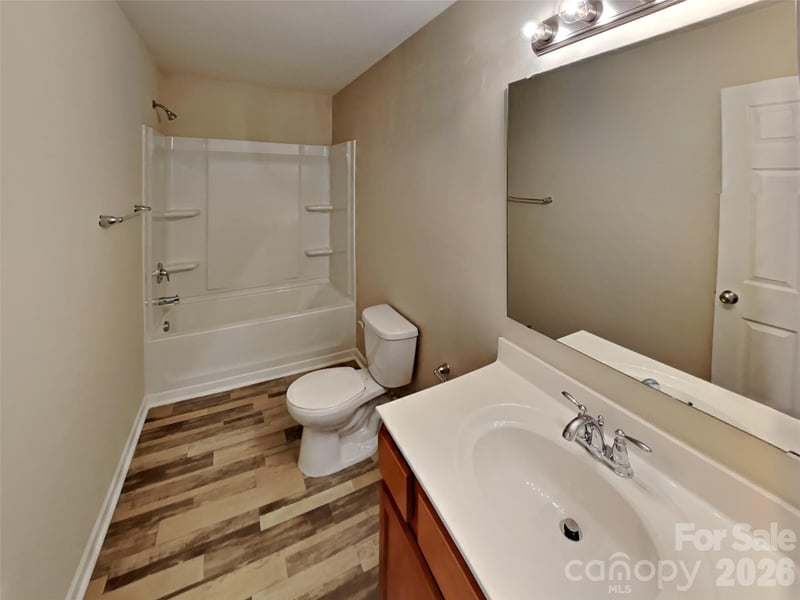 814 Sarah Laura Ln, Statesville, NC 28625