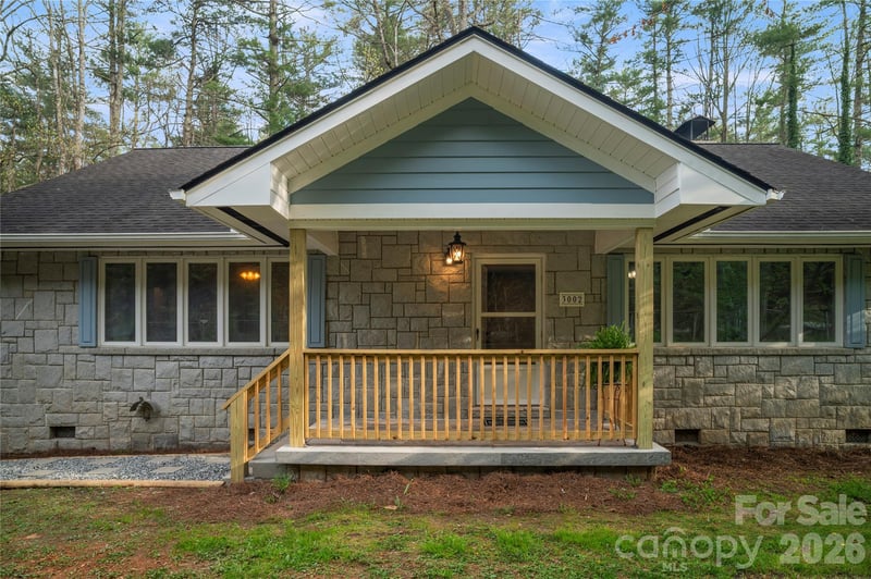 3002 Kanuga Rd, Hendersonville, NC 28739