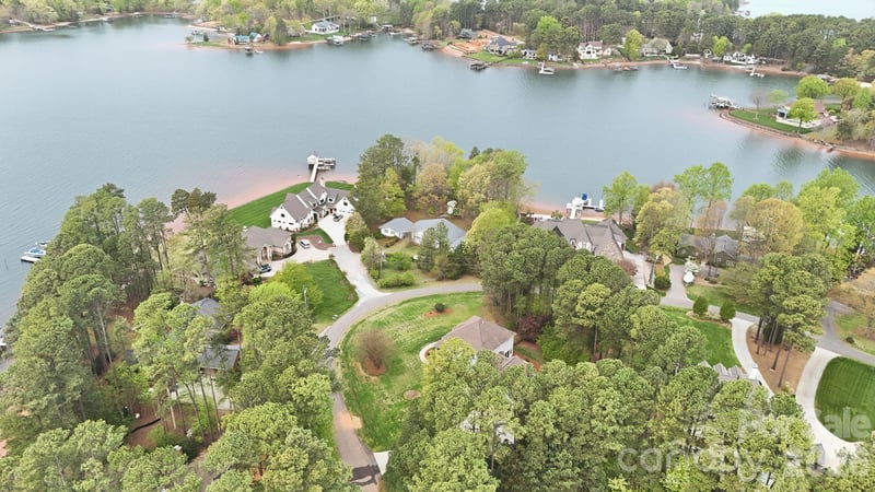 151 Yellow Jacket Cir, Mooresville, NC 28117
