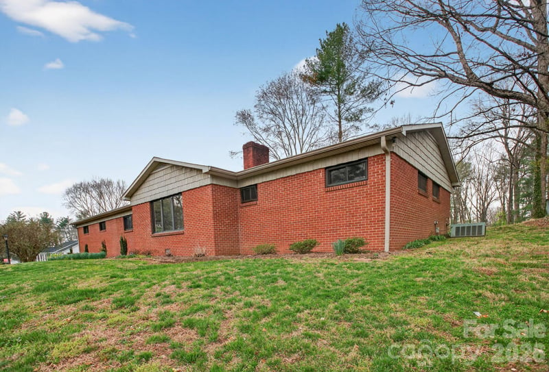 4783 Calico Rd, Lenoir, NC 28645