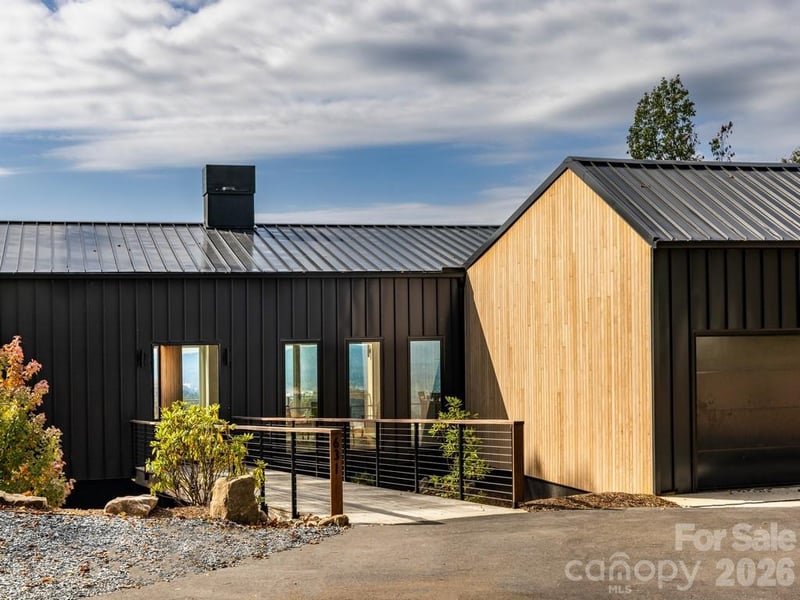 631 Elk Mountain Scenic Hw, Asheville, NC 28804