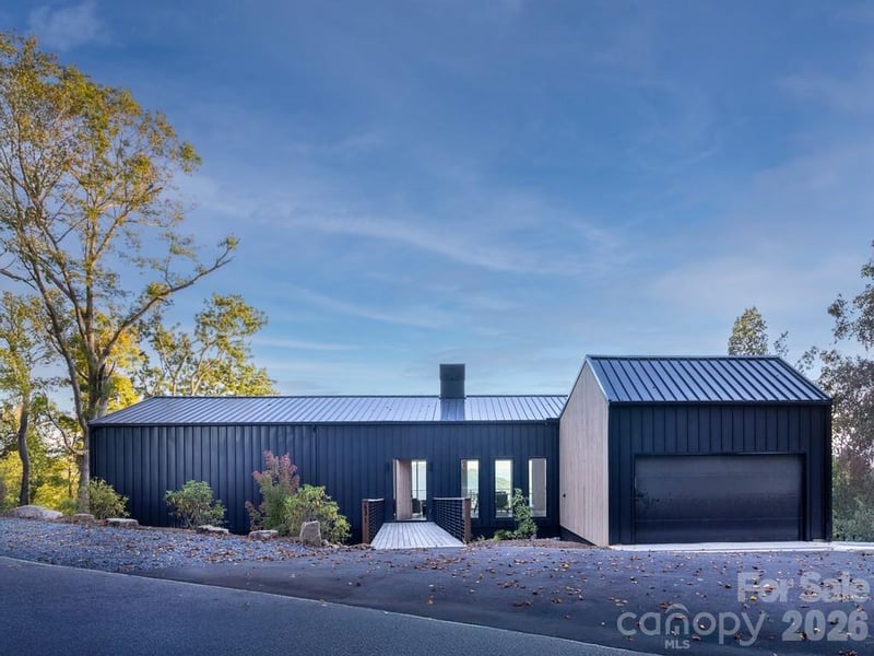 631 Elk Mountain Scenic Hw, Asheville, NC 28804