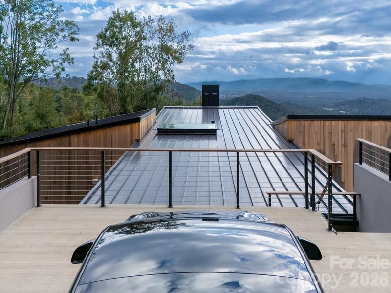 641 Elk Mountain Scenic Hw, Asheville, NC 28804