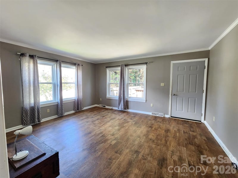 174 Wellington St, Asheville, NC 28806