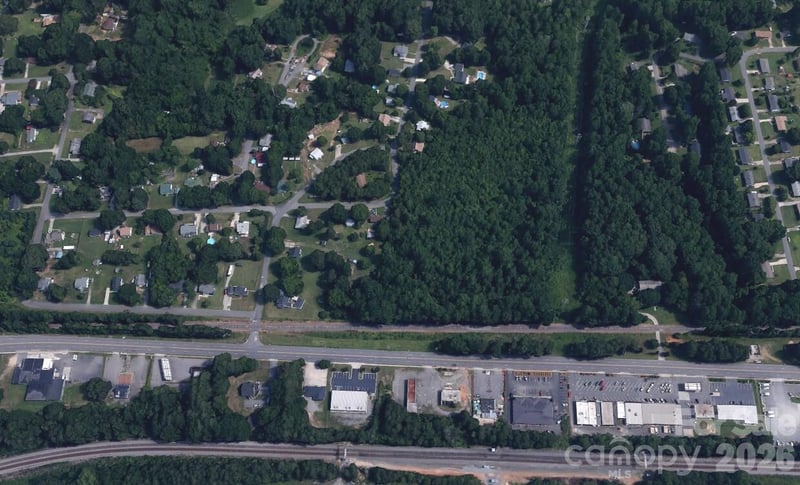 000 Elizabeth Dr, Ranlo, NC 28054