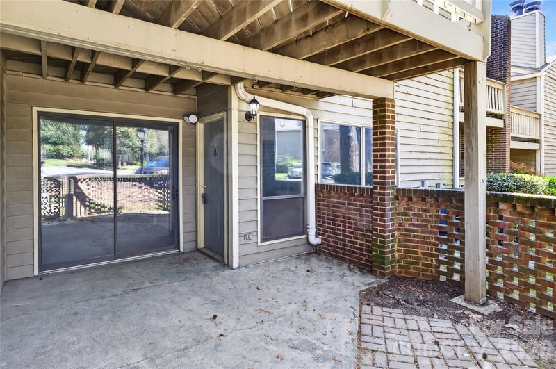 1612 Sharon Rd #67, Charlotte, NC 28210