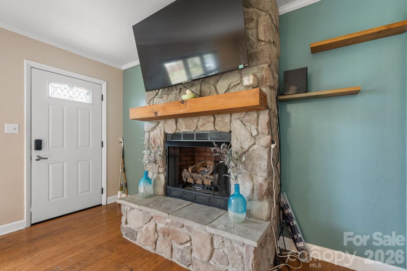 118 Whitley Rd, Morganton, NC 28655