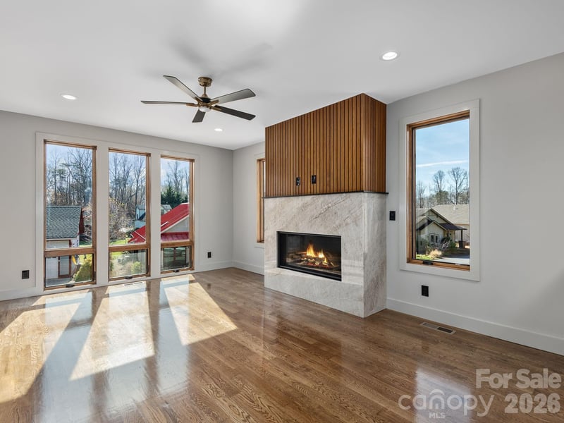 48 Verde Dr, Asheville, NC 28806