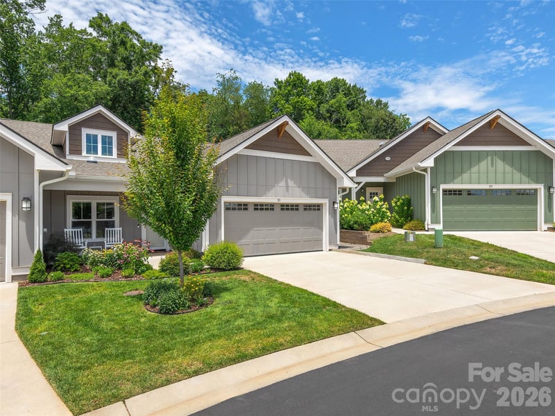 31 Cozy Cottage Way, Arden, NC 28704