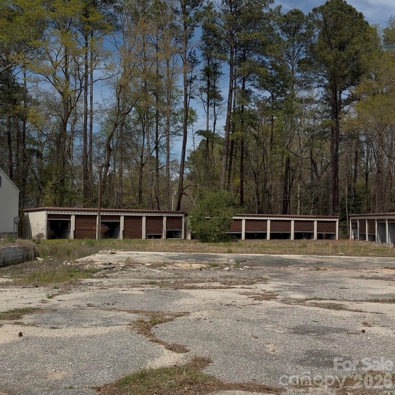 406 Bobo Newsome Hw, Hartsville, SC 29550