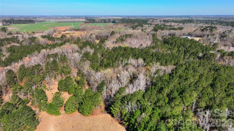 276 Riverside Rd, Grifton, NC 28530