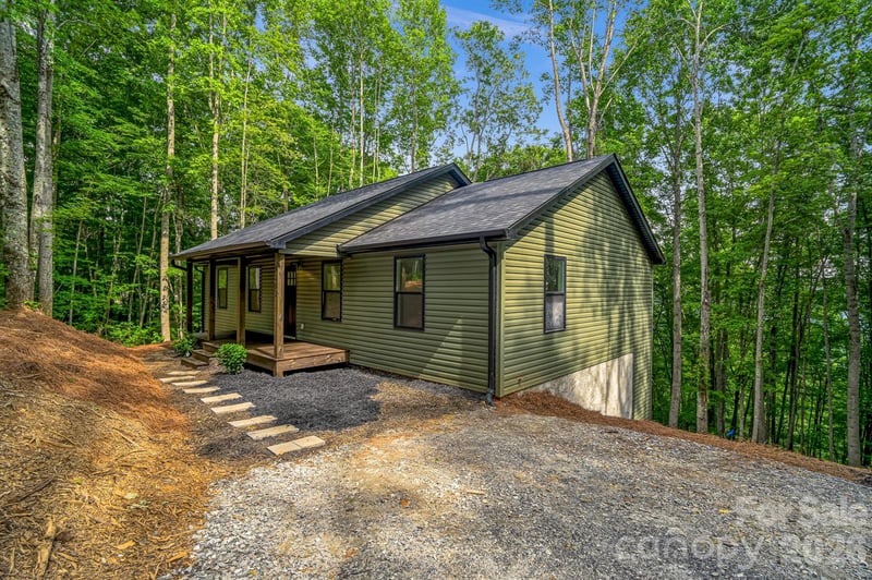 1282 Old Country Rd #36, Waynesville, NC 28786