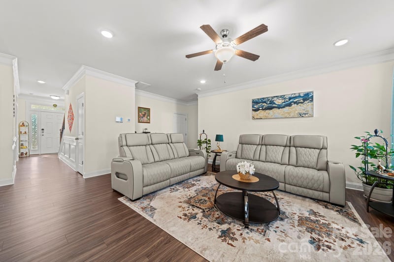 8729 Frank Grier Rd, Charlotte, NC 28215