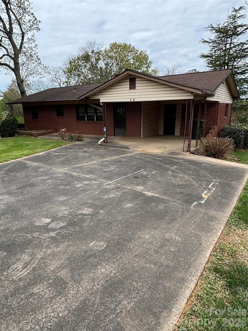 819 Piedmont Ave, Kings Mountain, NC 28086