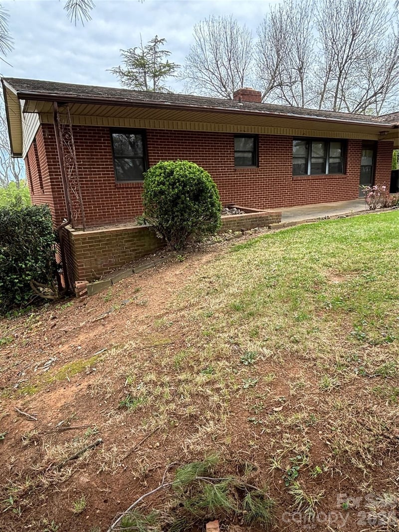 819 Piedmont Ave, Kings Mountain, NC 28086