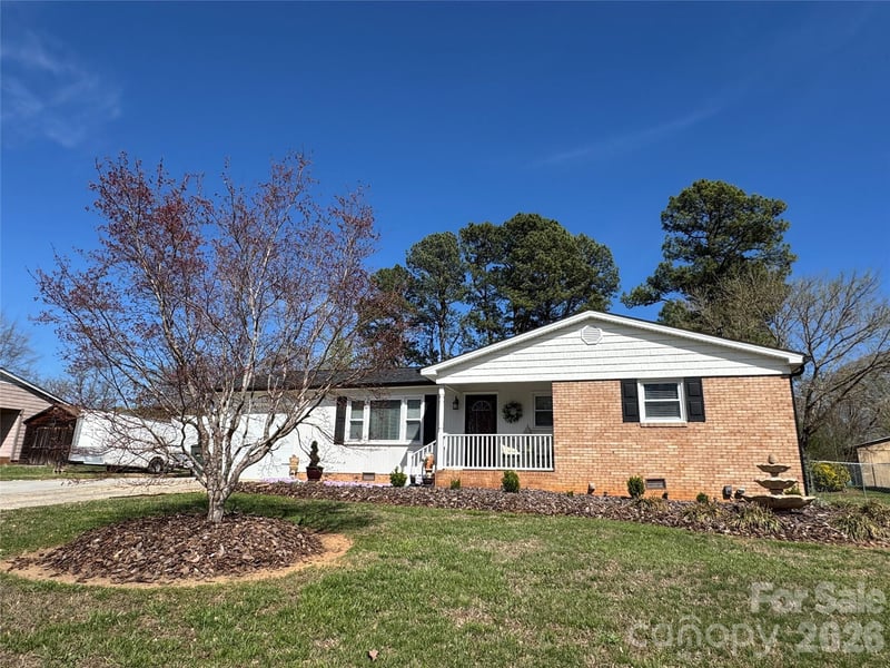 219 Catawba Dr, Salisbury, NC 28147