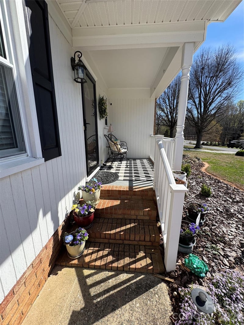 219 Catawba Dr, Salisbury, NC 28147