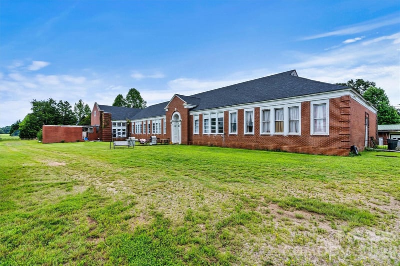 1318 Ostwalt Amity Rd, Cleveland, NC 27013
