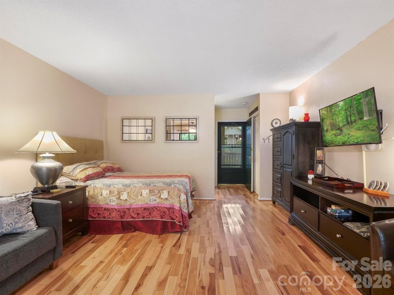 160 Whitney Blvd #31, Lake Lure, NC 28746