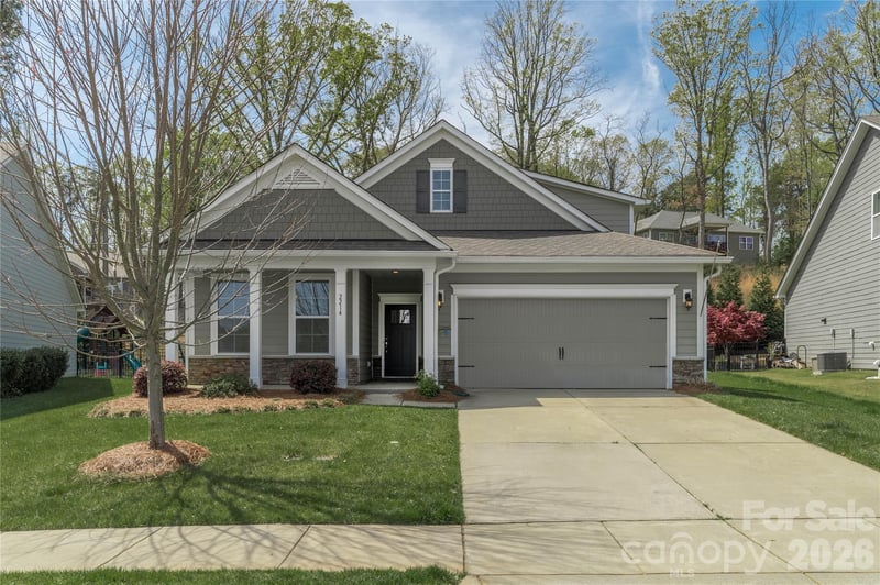 2214 Seagull Dr, Denver, NC 28037
